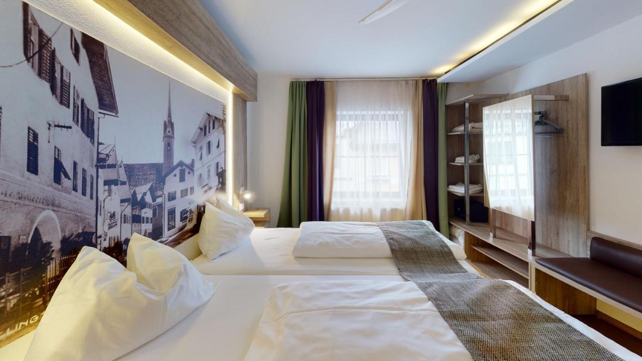 Hotel Adler Голинг ан дер Залцах Екстериор снимка