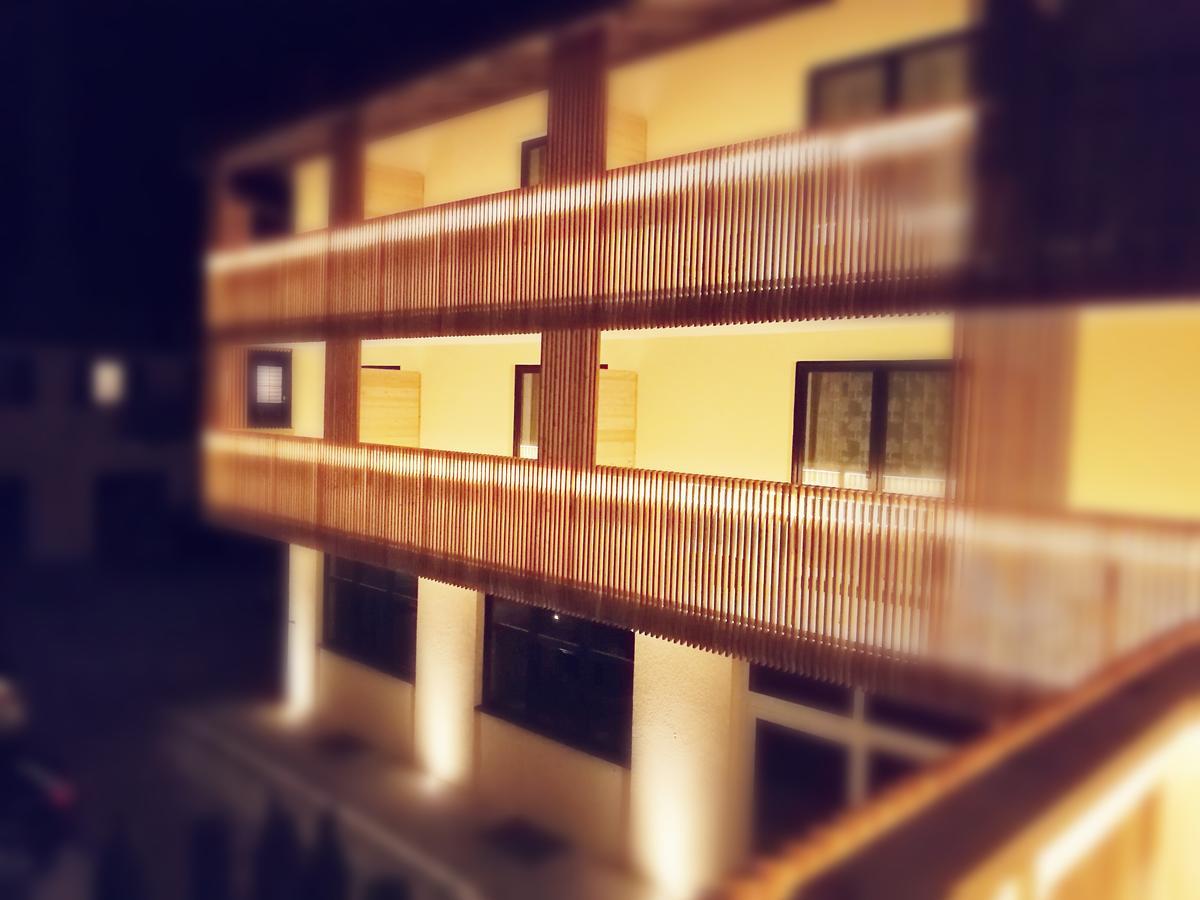 Hotel Adler Голинг ан дер Залцах Екстериор снимка