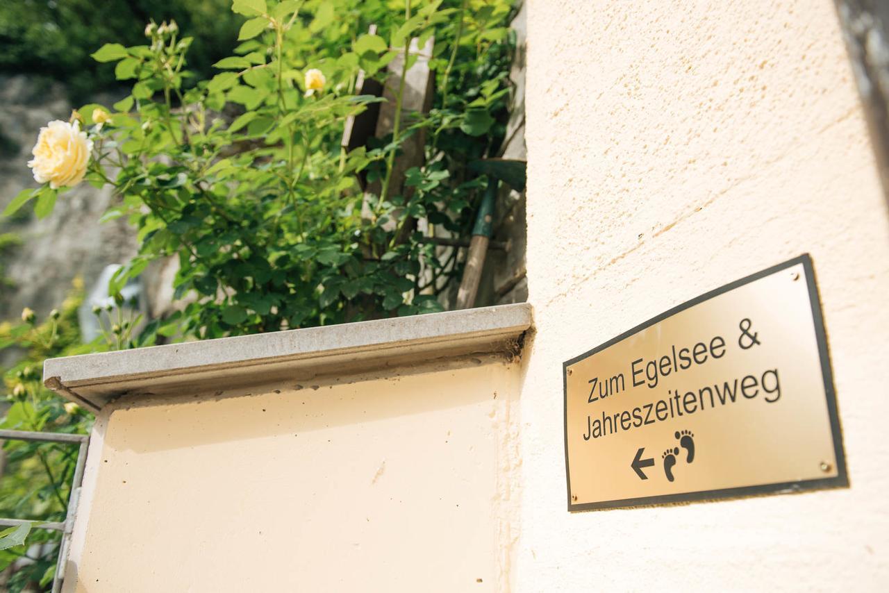 Hotel Adler Голинг ан дер Залцах Екстериор снимка